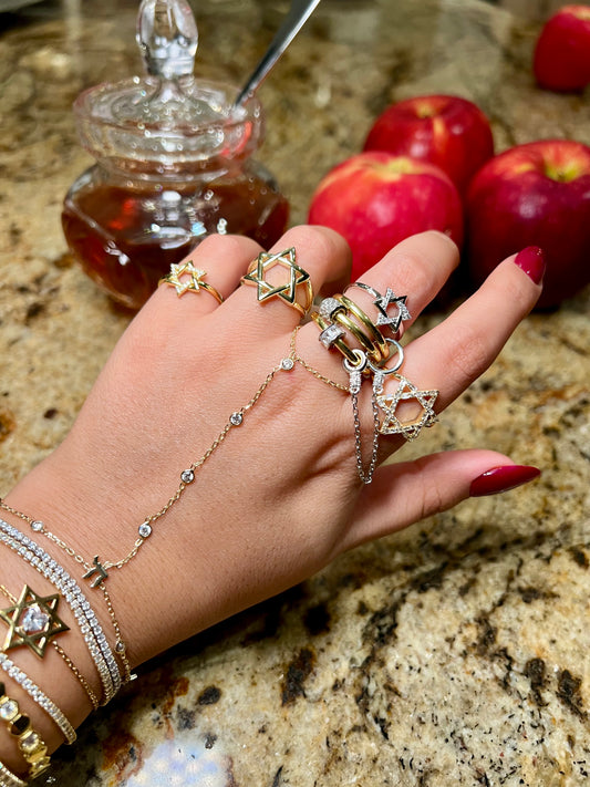 The Life Hand Chain